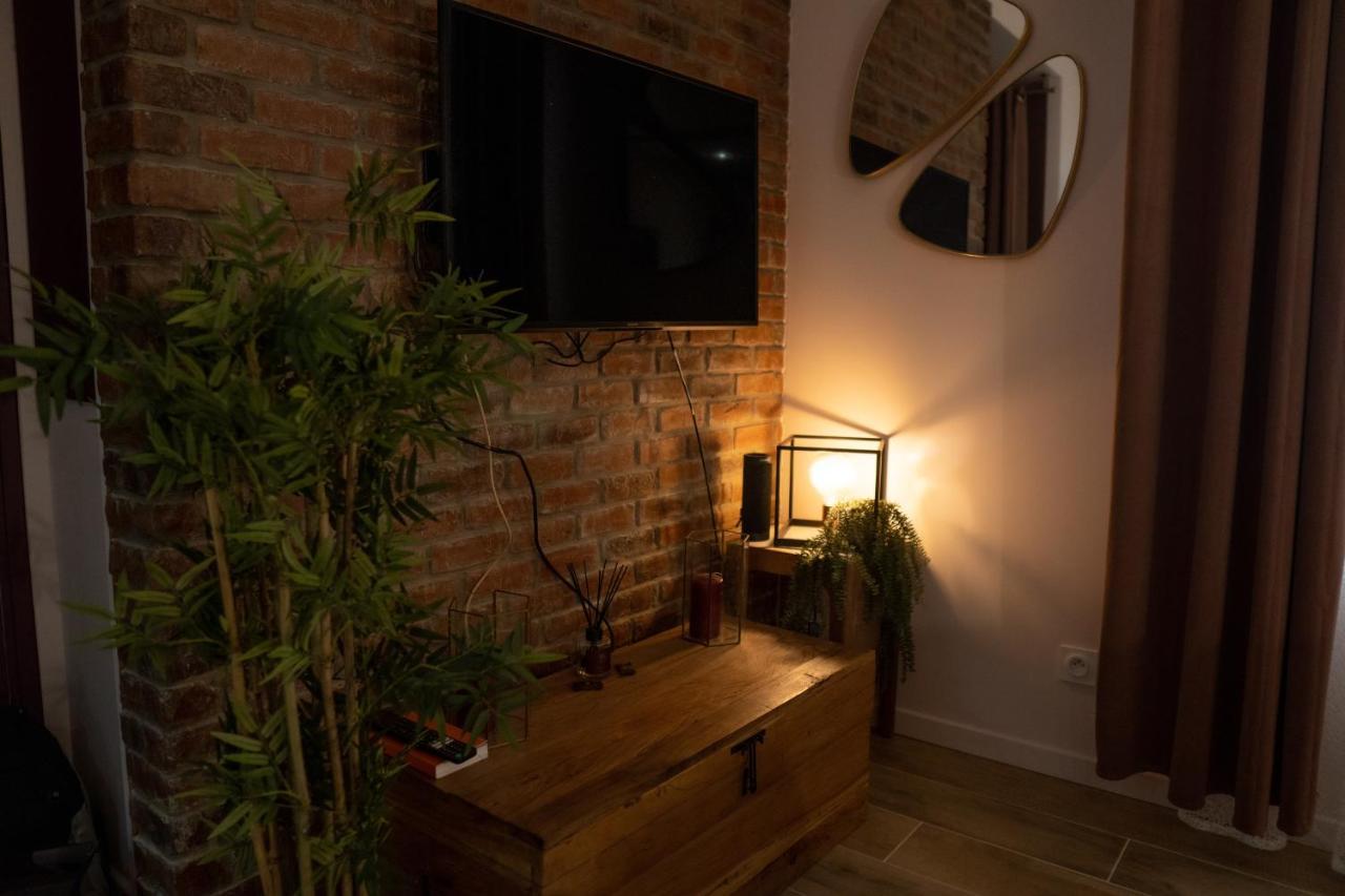 Studio Coeur De Ville Sanary Tres Cosy Parking Buitenkant foto