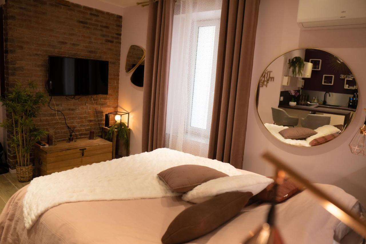 Studio Coeur De Ville Sanary Tres Cosy Parking Buitenkant foto
